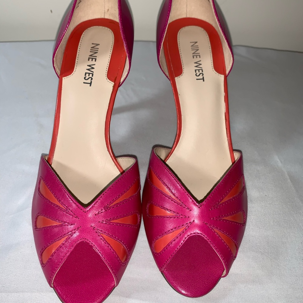 Kitten heel Pumps